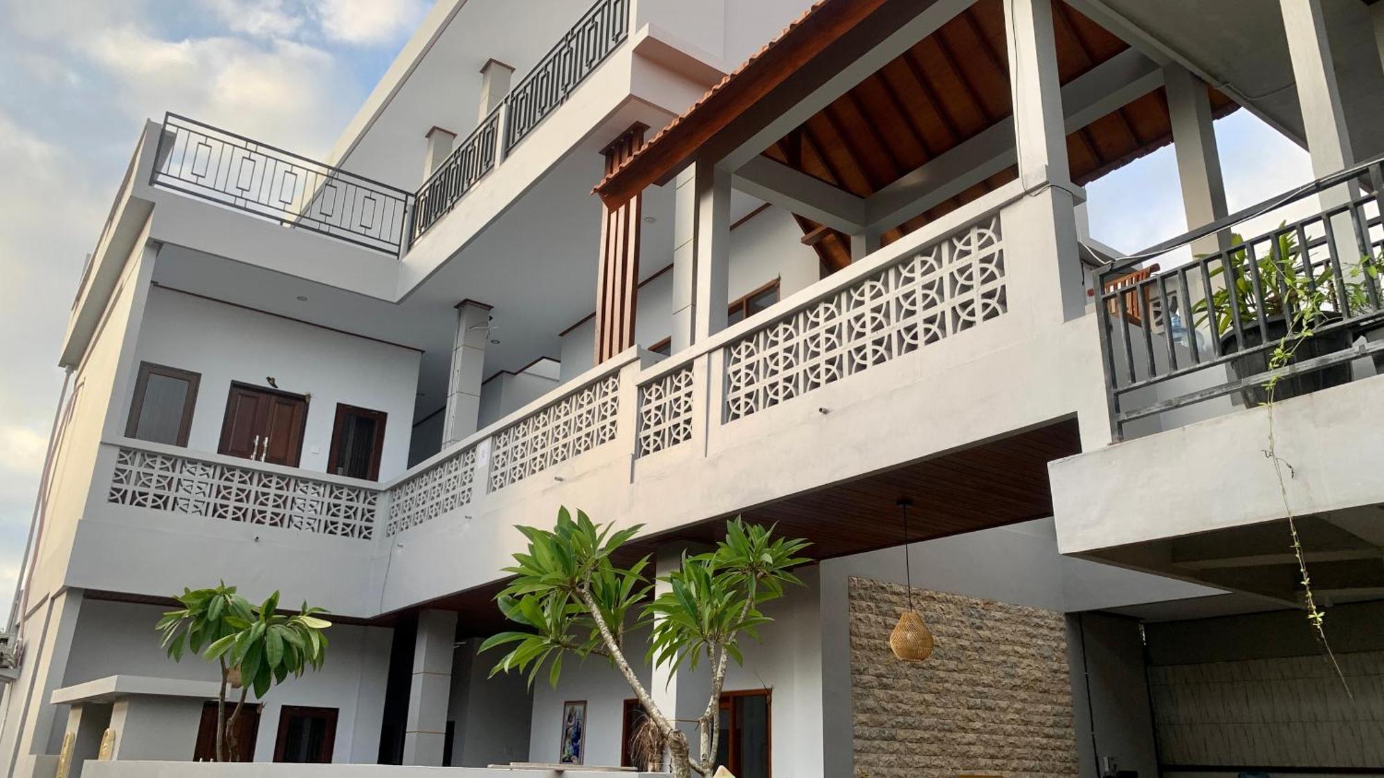 The Lima Home Stay In Canggu 외부 사진